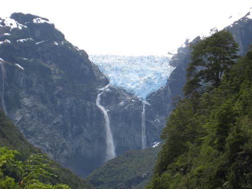 Hanging Glacier close up