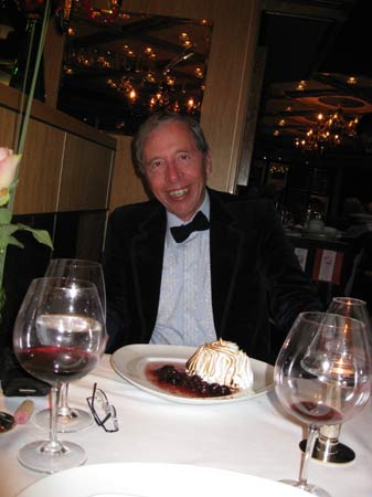 dinner in pinnacle on Volendam