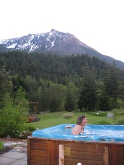 hot tub at griffin lake inn