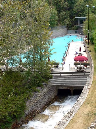radium hot springs bc