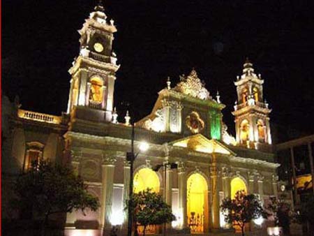 salta by night